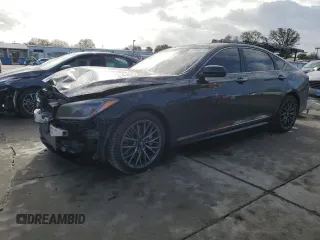 2018 Genesis G80 Sport z VIN KMHGN4JB3JU243749, wystawiony jako Copart lot #49339915 z przebiegiem 80 735 mil mil oraz Szkody całkowita. Historia ofert i sprzedaży dostępna na DreamBid. Obrazek 1.