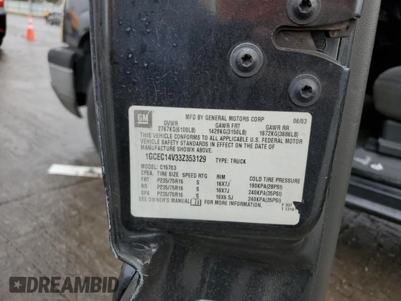 2003 Chevrolet Silverado 1500 with VIN 1GCEC14V33Z353129, listed as a Copart auction lot 83788644 with 172,787 mi miles and Salvage Title. Bid and sale history available at carsss.com. Image 12.