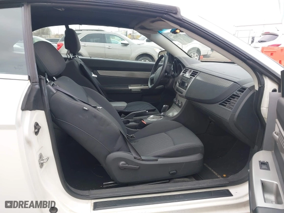2010 Chrysler Sebring LX with VIN 1C3BC4EB1AN204767, listed as a IAAI auction lot 41708078 with 156,995 mi miles. Bid and sale history available at carsss.com. Image 5.