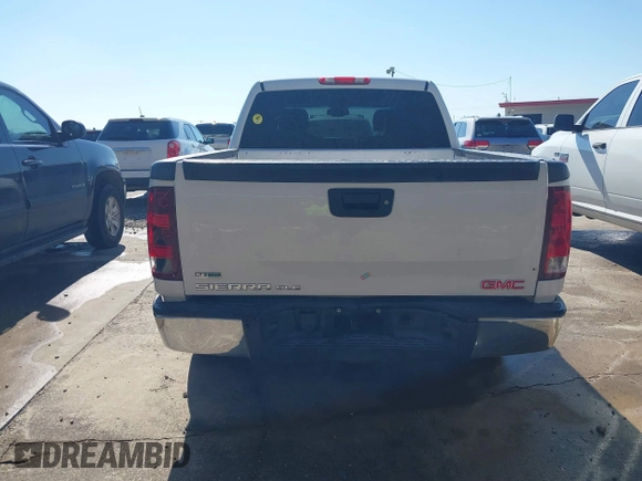 2010 GMC Sierra 1500 SLE z VIN 3GTRCVE07AG168378, wystawiony jako IAAI lot #41648188 z przebiegiem Nie podano mil oraz . Historia ofert i sprzedaży dostępna na DreamBid. Obrazek 15.