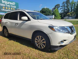 2014 Nissan Pathfinder S z VIN 5N1AR2MNXEC650905, wystawiony jako IAAI lot #42340137 z przebiegiem 140 029 mil mil oraz . Historia ofert i sprzedaży dostępna na DreamBid. Obrazek 2.