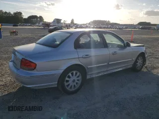 2005 Hyundai Sonata GLS with VIN KMHWF35H95A116657, listed as a Copart auction lot 77614154 with 101,164 mi miles and Salvage Title. Bid and sale history available at carsss.com. Image 3.