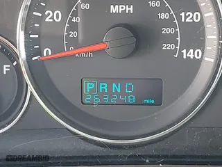 2007 Jeep Grand Cherokee Laredo with VIN 1J8GS48K77C515424, listed as a IAAI auction lot 41072236 with 263,248 mi miles. Bid and sale history available at carsss.com. Image 7.