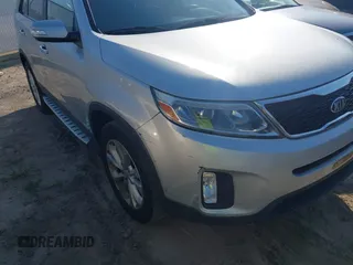 2015 Kia Sorento EX with VIN 5XYKUDA74FG562759, listed as a IAAI auction lot 42838149 with 180,571 mi miles and . Bid and sale history available at DreamBid. Image 6.
