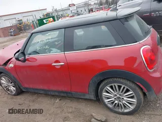 2014 MINI Hardtop S z VIN WMWXM7C50ET926341, wystawiony jako IAAI lot #41462159 z przebiegiem 95 993 mil mil oraz . Historia ofert i sprzedaży dostępna na DreamBid. Obrazek 14.