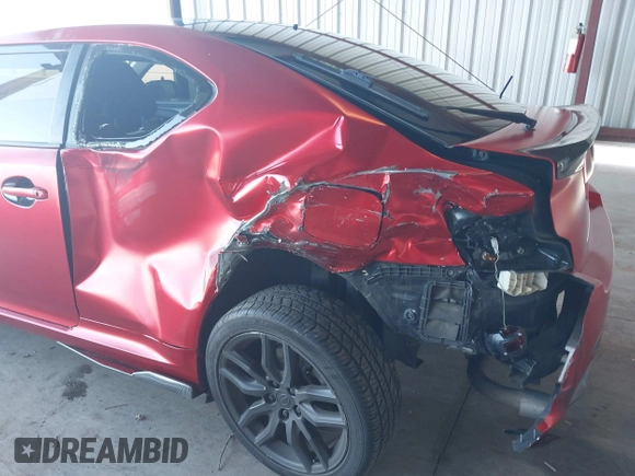 2016 Scion tC z VIN JTKJF5C77GJ023409, wystawiony jako IAAI lot #41538972 z przebiegiem 121 283 mil mil oraz . Historia ofert i sprzedaży dostępna na DreamBid. Obrazek 6.