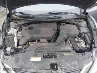 2017 Nissan Altima 2.5 SV with VIN 1N4AL3AP9HC200738, listed as a IAAI auction lot 41619004 with 194,304 mi miles. Bid and sale history available at carsss.com. Image 10.