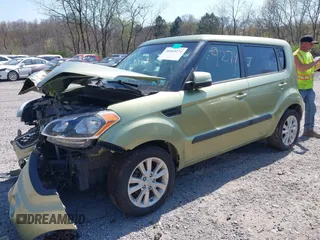 2013 Kia Soul ! with VIN KNDJT2A67D7602059, listed as a IAAI auction lot 38549274 with 92,118 mi miles. Bid and sale history available at carsss.com. Image 2.
