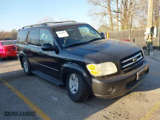 2001 Toyota Sequoia Limited with VIN 5TDBT48A51S020330, listed as a IAAI auction lot 41914917 with 276,826 mi miles. Bid and sale history available at carsss.com. Image 1.