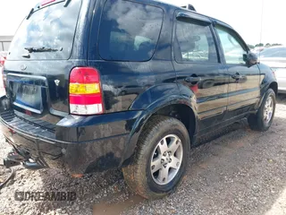 2005 Ford Escape Limited with VIN 1FMYU04155KE48512, listed as a IAAI auction lot 42196239 with 307,005 mi miles and . Bid and sale history available at DreamBid. Image 4.