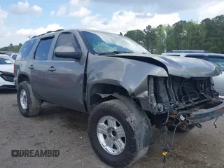 2007 Chevrolet Tahoe LTZ z VIN 1GNFK13037J115628, wystawiony jako IAAI lot #41962150 z przebiegiem Nie podano mil oraz . Historia ofert i sprzedaży dostępna na DreamBid. Obrazek 1.