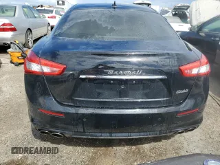 2019 Maserati Ghibli z VIN ZAM57XSA3K1319532, wystawiony jako Copart lot #74282384 z przebiegiem Nie podano mil oraz Nie do naprawy. Historia ofert i sprzedaży dostępna na DreamBid. Obrazek 6.