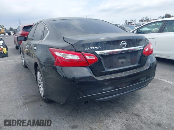 2016 Nissan Altima SR with VIN 1N4AL3AP6GC191303, listed as a IAAI auction lot 42068059 with 134,148 mi miles and . Bid and sale history available at carsss.com. Image 3.