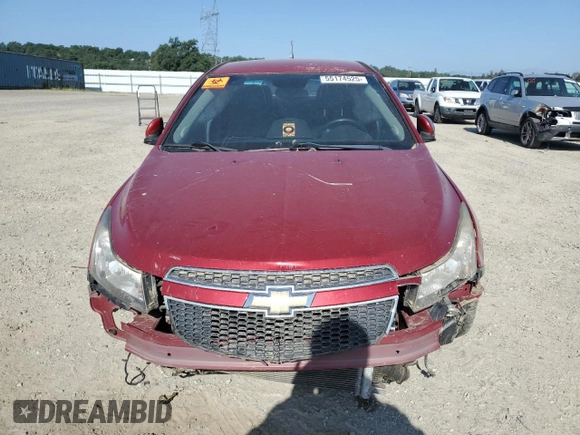 2014 Chevrolet Cruze 2LT z VIN 1G1PE5SB5E7400168, wystawiony jako Copart lot #55174525 z przebiegiem 162 785 mil mil oraz Nie do naprawy • Non repairable. Historia ofert i sprzedaży dostępna na DreamBid. Obrazek 5.