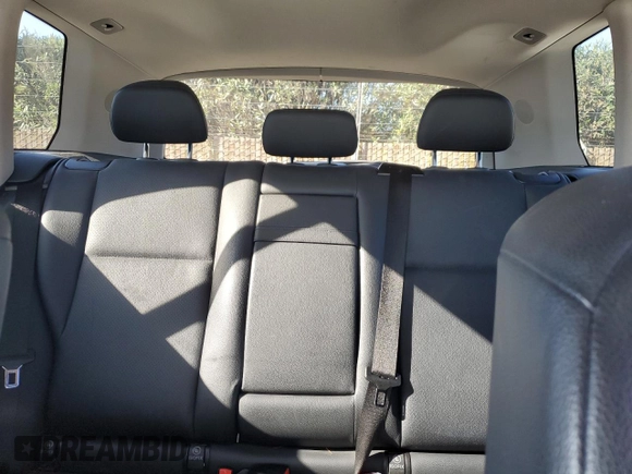 2015 Mercedes-Benz GLK 350 with VIN WDCGG5HB4FG364820, listed as a Copart auction lot 75558544 with 92,996 mi miles and Salvage Title. Bid and sale history available at DreamBid. Image 10.