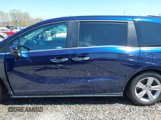 2019 Honda Odyssey EX-L with VIN 5FNRL6H78KB124346, listed as a IAAI auction lot 41977283 with 83,054 mi miles. Bid and sale history available at carsss.com. Image 14.