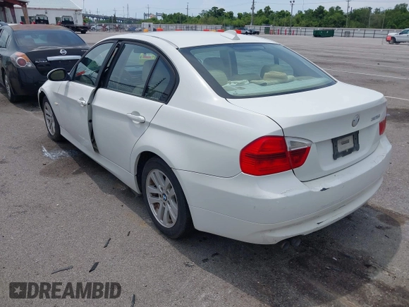 2006 BMW 3 Series 325i with VIN WBAVB13536PT06152, listed as a IAAI auction lot 42591770 with 248,688 mi miles and . Bid and sale history available at DreamBid. Image 3.
