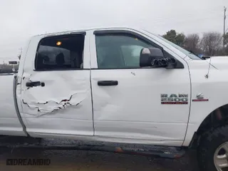 2018 Ram 2500 Tradesman with VIN 3C6UR5HL4JG390088, listed as a IAAI auction lot 41471658 with 227,663 mi miles. Bid and sale history available at carsss.com. Image 13.