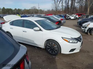 2018 Nissan Altima 2.5 SL with VIN 1N4AL3AP6JC184830, listed as a IAAI auction lot 41330554 with 93,955 mi miles. Bid and sale history available at carsss.com. Image 13.