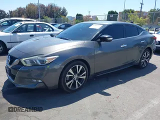2018 Nissan Maxima Platinum z VIN 1N4AA6AP1JC388815, wystawiony jako IAAI lot #42098902 z przebiegiem 80 677 mil mil oraz . Historia ofert i sprzedaży dostępna na DreamBid. Obrazek 20.