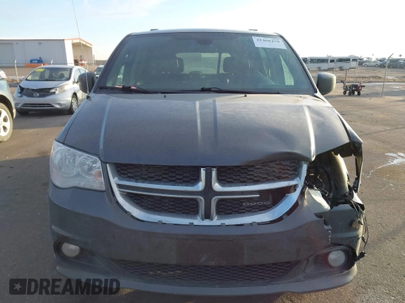 2019 Dodge Grand Caravan SXT with VIN 2C4RDGCG0KR633684, listed as a IAAI auction lot 41460470 with 101,801 mi miles. Bid and sale history available at carsss.com. Image 12.