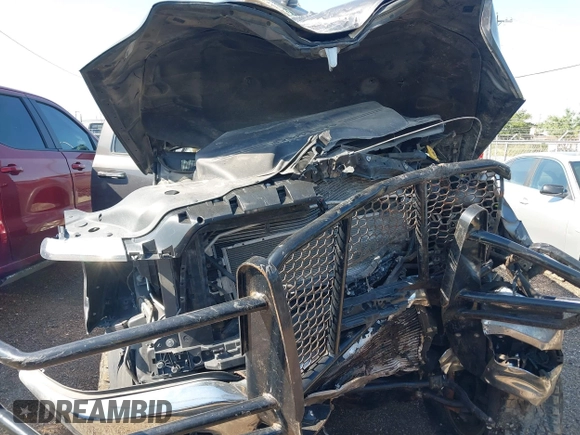 2020 Ram 2500 Laramie z VIN 3C6UR5NLXLG314141, wystawiony jako IAAI lot #42263978 z przebiegiem Nie podano mil oraz . Historia ofert i sprzedaży dostępna na DreamBid. Obrazek 11.
