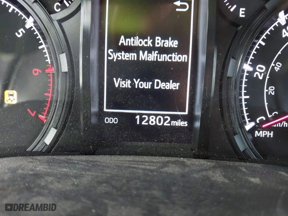 2024 Toyota 4Runner SR5 Premium with VIN JTENU5JR6R6278704, listed as a IAAI auction lot 41215563 with 12,802 mi miles. Bid and sale history available at carsss.com. Image 16.