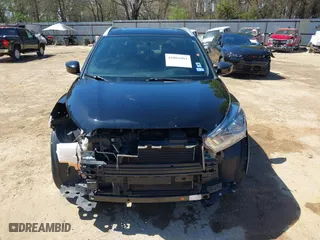 2018 Nissan Kicks SV with VIN 3N1CP5CU6JL518464, listed as a IAAI auction lot 41801091 with 72,365 mi miles. Bid and sale history available at carsss.com. Image 6.