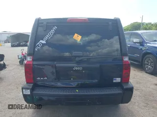 2007 Jeep Commander Sport with VIN 1J8HG48K57C505688, listed as a IAAI auction lot 42155522 with 216,505 mi miles and . Bid and sale history available at carsss.com. Image 16.