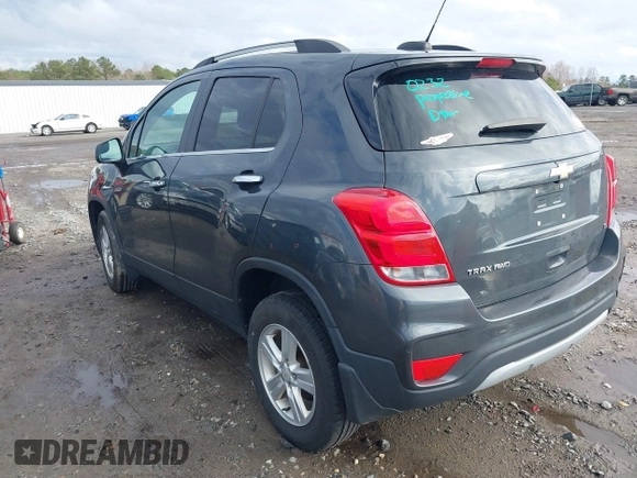 2017 Chevrolet Trax LT with VIN KL7CJPSB4HB167833, listed as a IAAI auction lot 41673007 with 81,333 mi miles. Bid and sale history available at carsss.com. Image 3.