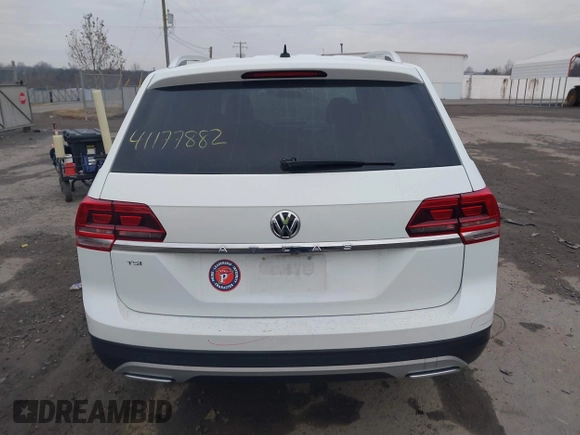 2018 Volkswagen Atlas S with VIN 1V2AP2CAXJC532712, listed as a IAAI auction lot 41177882 with 105,832 mi miles and . Bid and sale history available at DreamBid. Image 16.