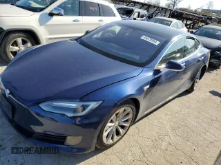 2017 Tesla Model S 100D with VIN 5YJSA1E22HF209498, listed as a Copart auction lot 45670954 with 0 mi miles and Salvage Title. Bid and sale history available at carsss.com. Image 1.