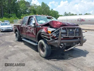 2015 Ford Super Duty F-250 SRW Lariat with VIN 1FT7W2BT6FEA69383, listed as a IAAI auction lot 39604032 with 192,915 mi miles. Bid and sale history available at carsss.com. Image 1.