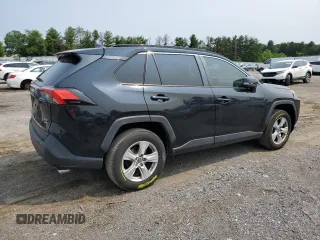 2019 Toyota RAV4 XLE with VIN JTMP1RFV8KJ001784, listed as a Copart auction lot 59109235 with 98,858 mi miles and Salvage title. Bid and sale history available at DreamBid. Image 3.