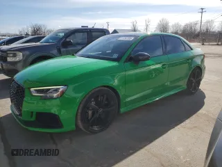 2018 Audi RS 3 z VIN WUABWGFF8J1905063, wystawiony jako Copart lot #51134705 z przebiegiem 58 673 mil mil oraz Szkody całkowita. Historia ofert i sprzedaży dostępna na DreamBid. Obrazek 1.