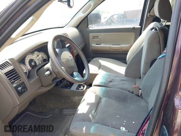 2005 Dodge Dakota SLT with VIN 1D7HE42N05S193871, listed as a IAAI auction lot 42587320 with 130,122 mi miles and . Bid and sale history available at DreamBid. Image 5.