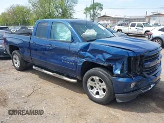 2018 Chevrolet Silverado 1500 LT with VIN 1GCVKREC9JZ123333, listed as a IAAI auction lot 42070916 with 142,814 mi miles and . Bid and sale history available at DreamBid. Image 1.