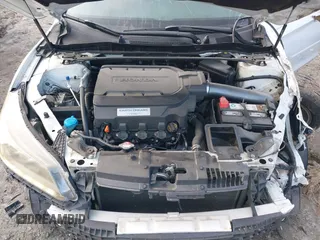 2013 Honda Accord Touring with VIN 1HGCR3F97DA040801, listed as a IAAI auction lot 41662028 with 177,589 mi miles and . Bid and sale history available at DreamBid. Image 10.