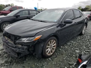 2018 Toyota Camry LE with VIN JTNB11HK8J3005556, listed as a Copart auction lot 52969095 with 149,268 mi miles and Salvage title. Bid and sale history available at DreamBid. Image 1.