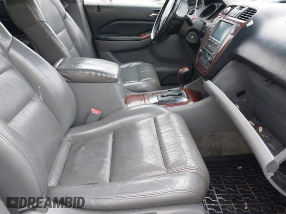 2005 Acura MDX Touring z VIN 2HNYD18665H551990, wystawiony jako IAAI lot #42250288 z przebiegiem Nie podano mil oraz . Historia ofert i sprzedaży dostępna na DreamBid. Obrazek 5.