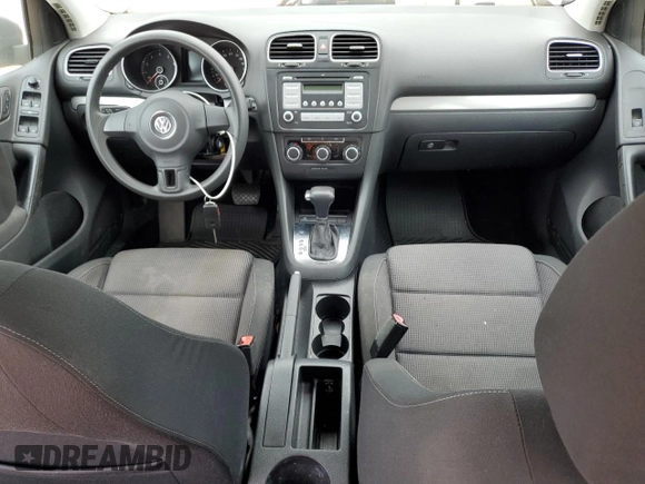 2010 Volkswagen Golf с VIN WVWDA7AJ6AW357910, выставлен на аукционе Copart как лот 57222835 с пробегом Не указан миль и Чистый • Clean title. История ставок и продаж доступна на DreamBid. Изображение 8.