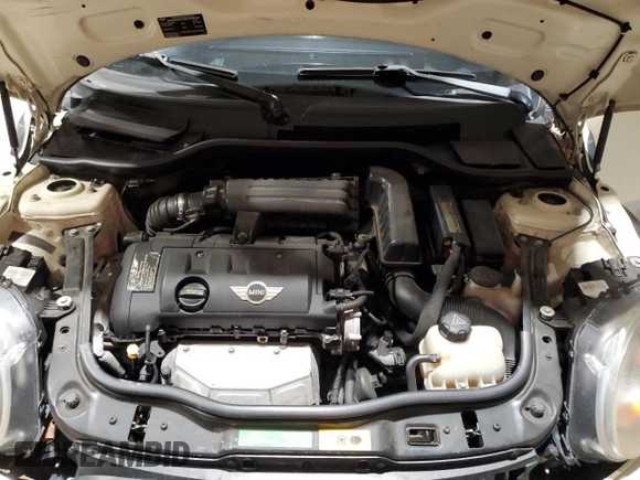2011 MINI Hardtop with VIN WMWSU3C50BT091890, listed as a Copart auction lot 42258465 with 158,903 mi miles and Salvage Title. Bid and sale history available at DreamBid. Image 11.