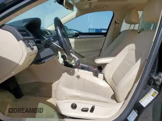 2014 Volkswagen Passat SE z VIN 1VWBN7A35EC066557, wystawiony jako Copart lot #57065545 z przebiegiem 112 154 mil mil oraz Szkoda całkowita • Salvage title. Historia ofert i sprzedaży dostępna na DreamBid. Obrazek 7.
