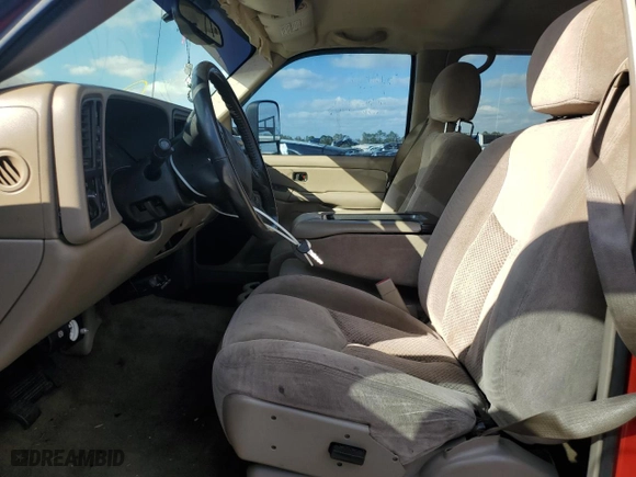 2007 Chevrolet Silverado 2500HD Classic LT3 with VIN 1GCHK23D97F116666, listed as a Copart auction lot 43913985 with 257,169 mi miles and Salvage Title. Bid and sale history available at carsss.com. Image 7.