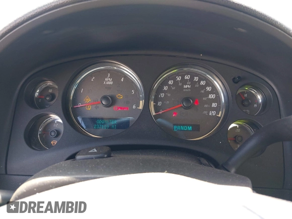 2007 GMC Yukon Denali с VIN 1GKFK63847J208819, выставлен на аукционе IAAI как лот 39872502 с пробегом 237 119 миль миль и . История ставок и продаж доступна на DreamBid. Изображение 7.