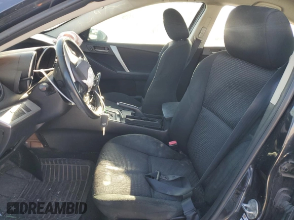 2013 Mazda 3 i Touring z VIN JM1BL1V72D1716359, wystawiony jako Copart lot #86000074 z przebiegiem Nie podano mil oraz Nie do naprawy • Non repairable. Historia ofert i sprzedaży dostępna na DreamBid. Obrazek 7.
