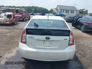 2015 Toyota Prius Four with VIN JTDKN3DU2F0424586, listed as a IAAI auction lot 42502544 with 281,407 mi miles and . Bid and sale history available at DreamBid. Image 16.