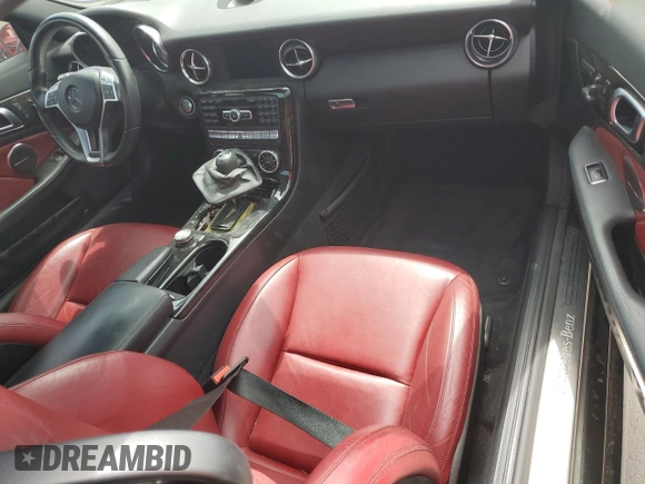 2014 Mercedes-Benz SLK 350 z VIN WDDPK5HA6EF091935, wystawiony jako Copart lot #62969735 z przebiegiem 72 049 mil mil oraz Szkoda całkowita • Salvage title. Historia ofert i sprzedaży dostępna na DreamBid. Obrazek 8.