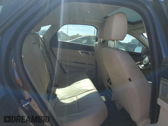 2016 Jaguar XF 35t Premium with VIN SAJBD4BV8GCY06272, listed as a Copart auction lot 72278994 with 87,824 mi miles and Salvage Title. Bid and sale history available at carsss.com. Image 10.