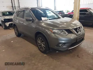 2016 Nissan Rogue SV z VIN JN8AT2MV3GW139936, wystawiony jako IAAI lot #41766046 z przebiegiem 118 290 mil mil oraz . Historia ofert i sprzedaży dostępna na DreamBid. Obrazek 1.